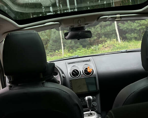 Серый Ниссан Кашкай 2, объемом двигателя 2 л и пробегом 218 тыс. км за 9800 $, фото 24 на Automoto.ua