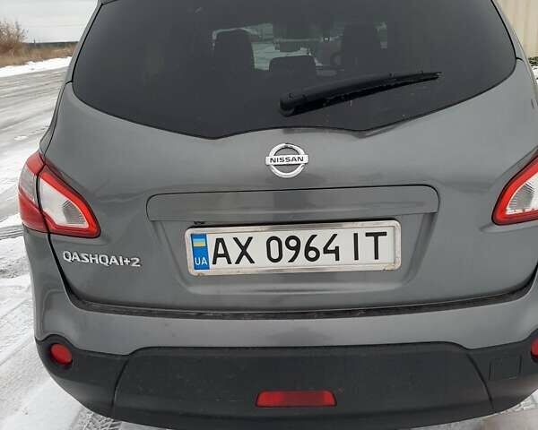 Серый Ниссан Кашкай 2, объемом двигателя 2 л и пробегом 175 тыс. км за 11700 $, фото 3 на Automoto.ua