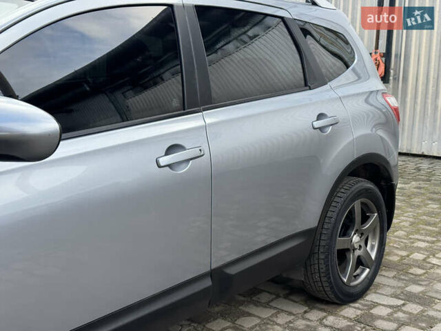 Серый Ниссан Кашкай 2, объемом двигателя 1.5 л и пробегом 247 тыс. км за 10350 $, фото 24 на Automoto.ua