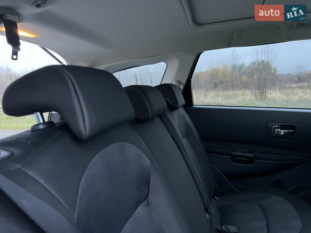 Серый Ниссан Кашкай 2, объемом двигателя 2 л и пробегом 178 тыс. км за 11200 $, фото 70 на Automoto.ua