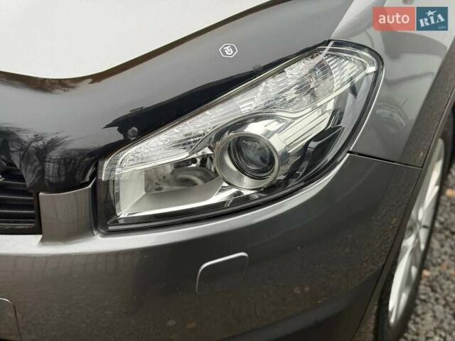 Серый Ниссан Кашкай 2, объемом двигателя 2 л и пробегом 230 тыс. км за 12200 $, фото 13 на Automoto.ua