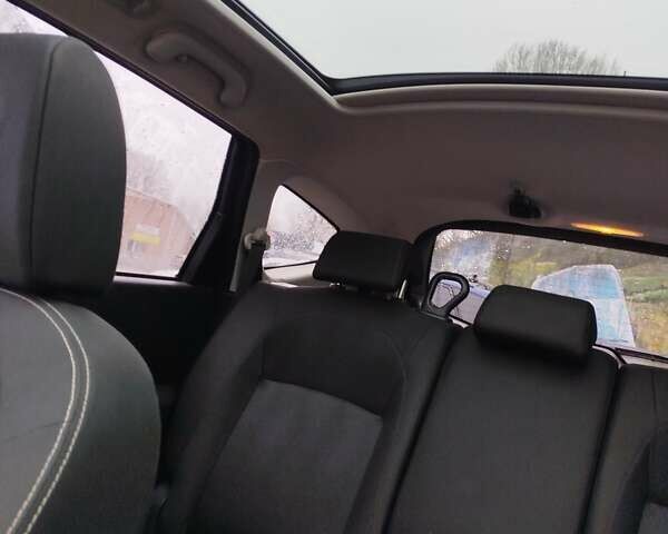 Сірий Ніссан Кашкай 2, об'ємом двигуна 1.6 л та пробігом 237 тис. км за 10100 $, фото 13 на Automoto.ua