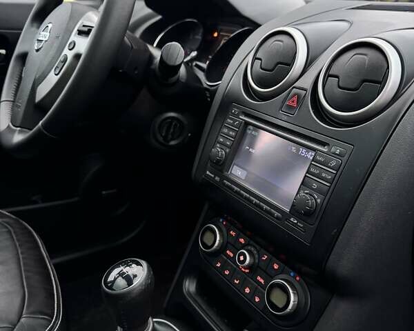 Ніссан Кашкай 2 2011 у Дубно на Automoto.ua Сірий Ніссан Кашкай 2, об'ємом двигуна 2 л та пробігом 219 тис. км за 9999 $, фото 24 на Automoto.ua