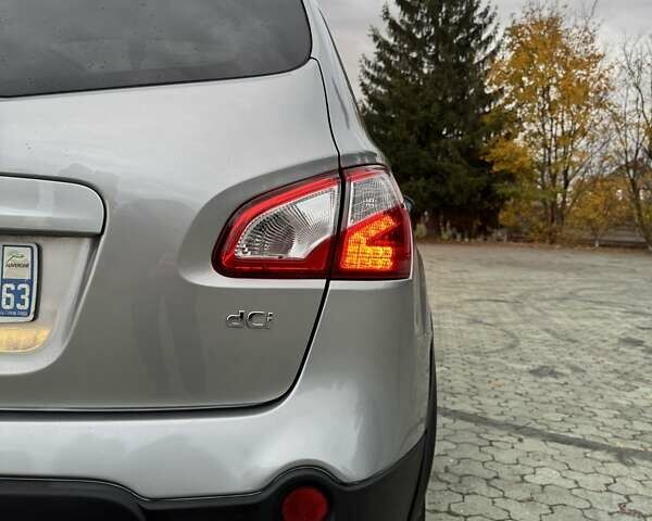 Ніссан Кашкай 2 2011 у Дубно на Automoto.ua Сірий Ніссан Кашкай 2, об'ємом двигуна 2 л та пробігом 219 тис. км за 9999 $, фото 9 на Automoto.ua