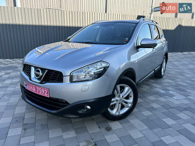 Сірий Ніссан Кашкай 2, об'ємом двигуна 2 л та пробігом 161 тис. км за 11999 $, фото 49 на Automoto.ua