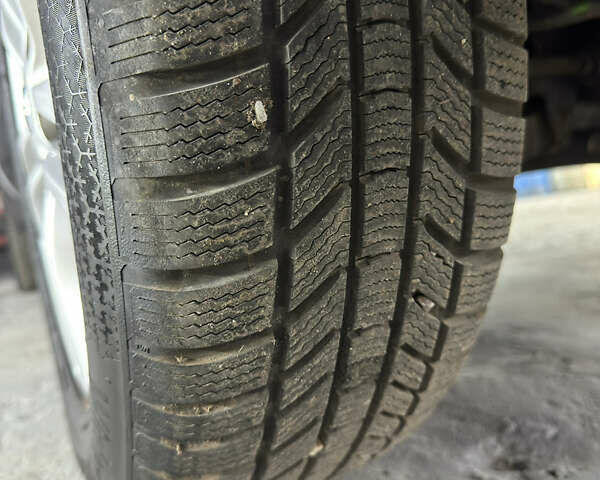 Ниссан Кашкай 2 2011 в Сумах на Automoto.ua Серый Ниссан Кашкай 2, объемом двигателя 2 л и пробегом 170 тыс. км за 11300 $, фото 16 на Automoto.ua