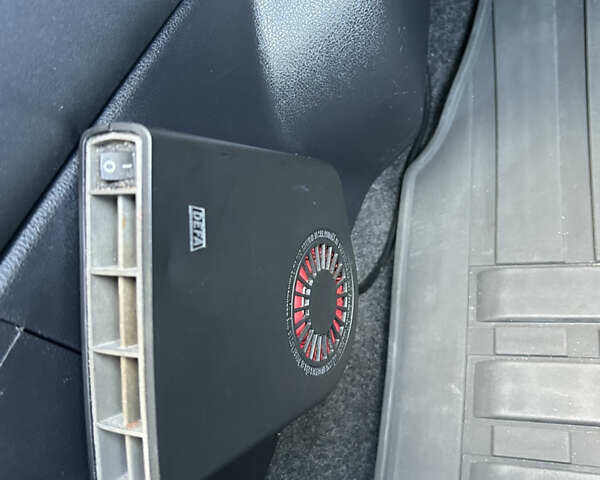 Ниссан Кашкай 2 2011 в Житомире на Automoto.ua Серый Ниссан Кашкай 2, объемом двигателя 1.6 л и пробегом 221 тыс. км за 10650 $, фото 56 на Automoto.ua