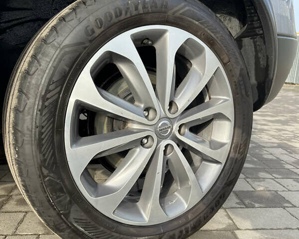 Сірий Ніссан Кашкай 2, об'ємом двигуна 1.6 л та пробігом 166 тис. км за 12500 $, фото 7 на Automoto.ua