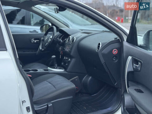 Серый Ниссан Кашкай 2, объемом двигателя 1.6 л и пробегом 239 тыс. км за 9199 $, фото 15 на Automoto.ua