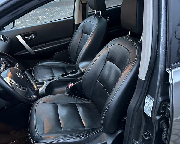 Серый Ниссан Кашкай 2, объемом двигателя 1.6 л и пробегом 240 тыс. км за 11399 $, фото 14 на Automoto.ua