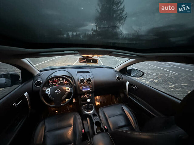 Сірий Ніссан Кашкай 2, об'ємом двигуна 1.6 л та пробігом 240 тис. км за 11199 $, фото 28 на Automoto.ua