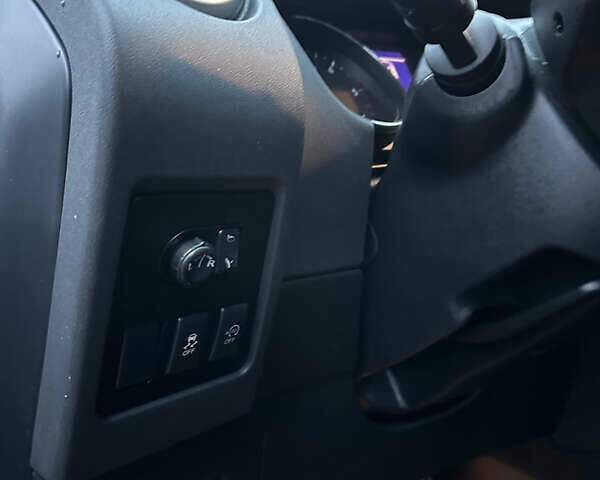 Серый Ниссан Кашкай 2, объемом двигателя 1.6 л и пробегом 240 тыс. км за 10999 $, фото 23 на Automoto.ua