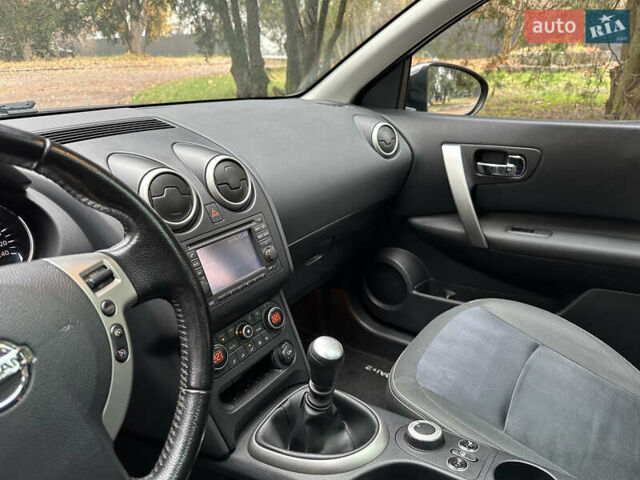 Серый Ниссан Кашкай 2, объемом двигателя 2 л и пробегом 218 тыс. км за 12400 $, фото 54 на Automoto.ua