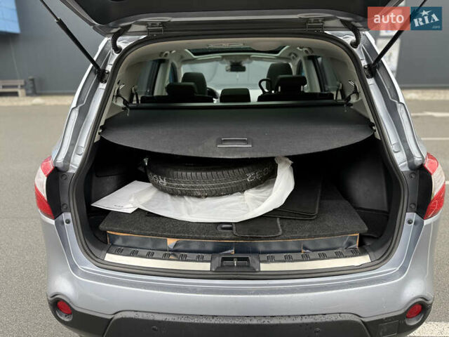 Серый Ниссан Кашкай 2, объемом двигателя 2 л и пробегом 168 тыс. км за 10700 $, фото 16 на Automoto.ua