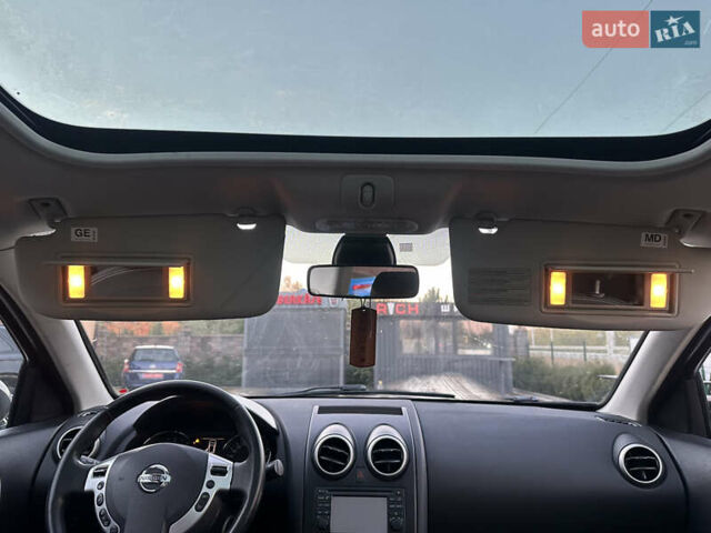Сірий Ніссан Кашкай 2, об'ємом двигуна 1.6 л та пробігом 220 тис. км за 11550 $, фото 62 на Automoto.ua