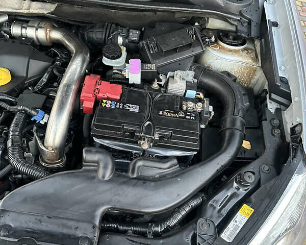 Сірий Ніссан Кашкай 2, об'ємом двигуна 1.6 л та пробігом 220 тис. км за 11550 $, фото 65 на Automoto.ua