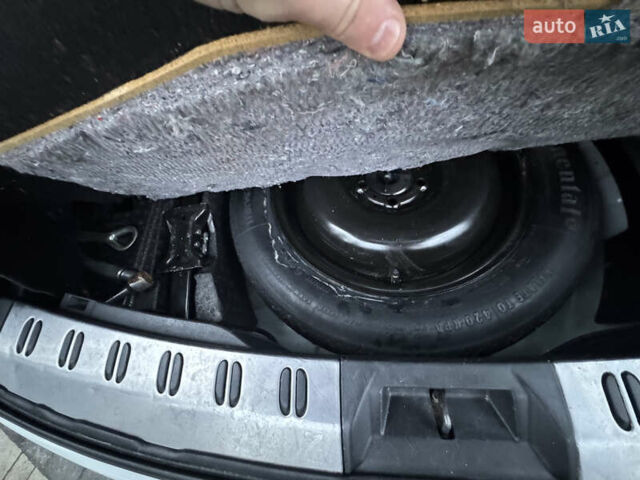 Серый Ниссан Кашкай 2, объемом двигателя 1.6 л и пробегом 239 тыс. км за 9199 $, фото 27 на Automoto.ua