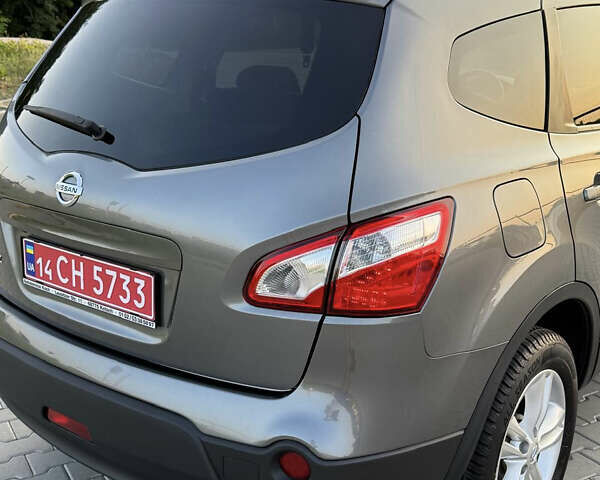 Серый Ниссан Кашкай 2, объемом двигателя 1.6 л и пробегом 218 тыс. км за 11499 $, фото 2 на Automoto.ua