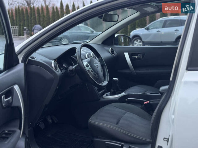 Серый Ниссан Кашкай 2, объемом двигателя 1.6 л и пробегом 239 тыс. км за 9199 $, фото 25 на Automoto.ua