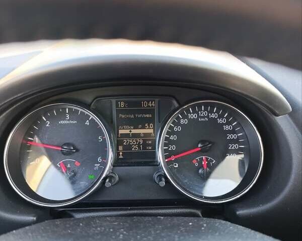 Серый Ниссан Кашкай 2, объемом двигателя 1.6 л и пробегом 276 тыс. км за 10800 $, фото 14 на Automoto.ua