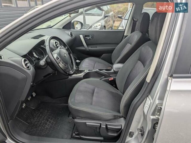 Ниссан Кашкай 2 2012 в Ровно на Automoto.ua Серый Ниссан Кашкай 2, объемом двигателя 1.6 л и пробегом 151 тыс. км за 11450 $, фото 24 на Automoto.ua