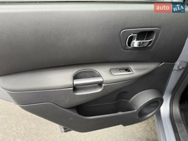 Серый Ниссан Кашкай 2, объемом двигателя 2 л и пробегом 168 тыс. км за 10700 $, фото 22 на Automoto.ua