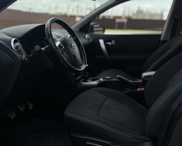 Серый Ниссан Кашкай 2, объемом двигателя 1.6 л и пробегом 249 тыс. км за 11550 $, фото 14 на Automoto.ua