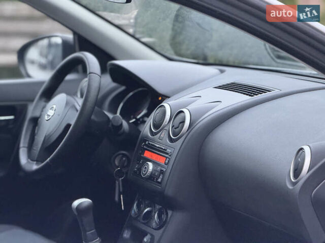 Серый Ниссан Кашкай 2, объемом двигателя 1.6 л и пробегом 277 тыс. км за 8999 $, фото 15 на Automoto.ua