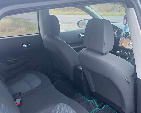 Сірий Ніссан Кашкай 2, об'ємом двигуна 1.46 л та пробігом 275 тис. км за 11000 $, фото 9 на Automoto.ua