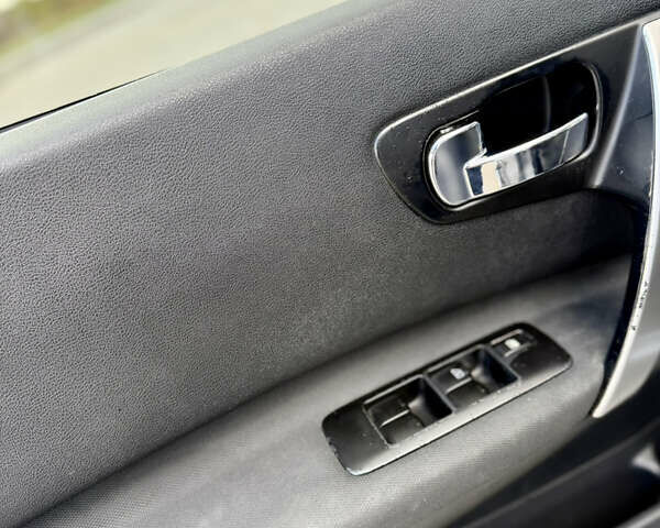 Ниссан Кашкай 2 2012 в Новояворовск на Automoto.ua Серый Ниссан Кашкай 2, объемом двигателя 1.46 л и пробегом 249 тыс. км за 10999 $, фото 20 на Automoto.ua