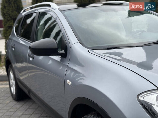 Серый Ниссан Кашкай 2, объемом двигателя 1.6 л и пробегом 277 тыс. км за 8999 $, фото 6 на Automoto.ua