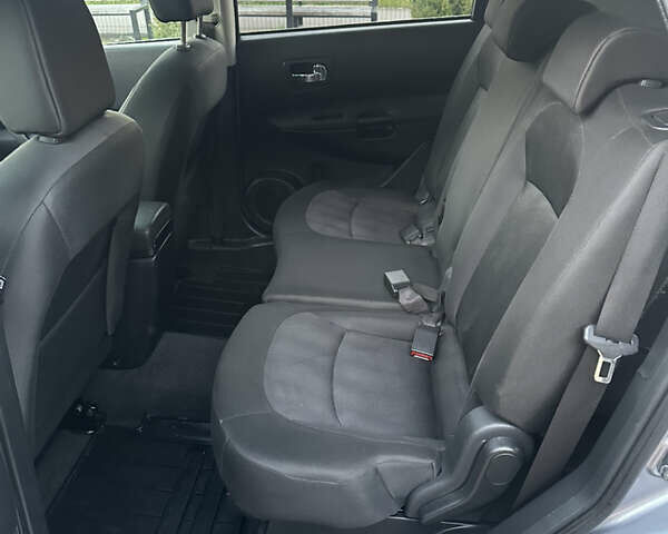 Сірий Ніссан Кашкай 2, об'ємом двигуна 1.6 л та пробігом 220 тис. км за 11550 $, фото 43 на Automoto.ua