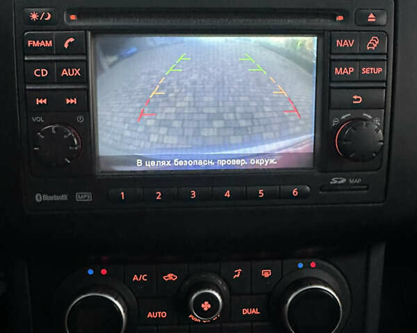 Сірий Ніссан Кашкай 2, об'ємом двигуна 1.6 л та пробігом 220 тис. км за 11550 $, фото 84 на Automoto.ua