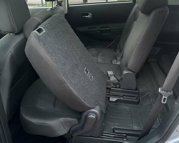 Сірий Ніссан Кашкай 2, об'ємом двигуна 1.6 л та пробігом 220 тис. км за 11550 $, фото 70 на Automoto.ua