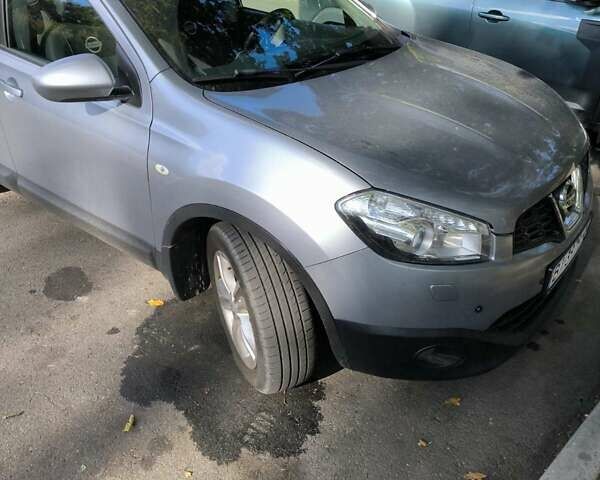 Сірий Ніссан Кашкай 2, об'ємом двигуна 2 л та пробігом 132 тис. км за 12400 $, фото 5 на Automoto.ua