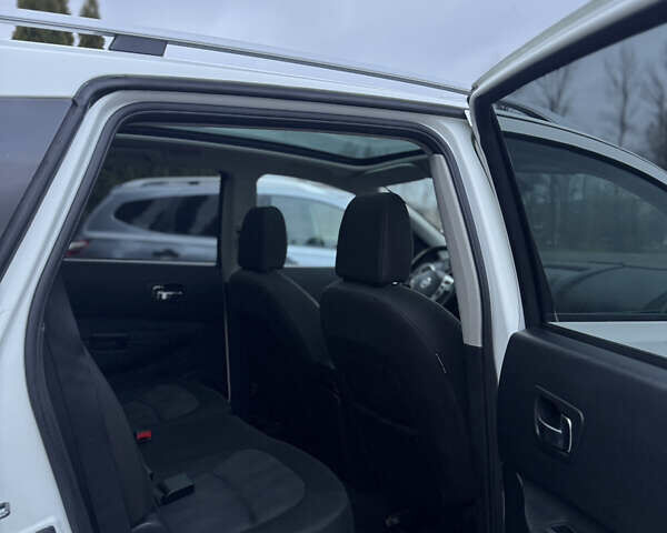 Серый Ниссан Кашкай 2, объемом двигателя 1.6 л и пробегом 239 тыс. км за 9199 $, фото 18 на Automoto.ua