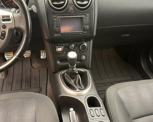 Серый Ниссан Кашкай 2, объемом двигателя 1.5 л и пробегом 257 тыс. км за 11299 $, фото 8 на Automoto.ua