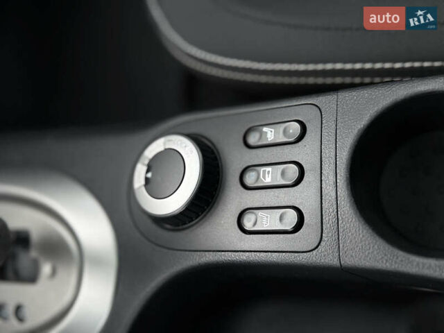 Серый Ниссан Кашкай 2, объемом двигателя 2 л и пробегом 168 тыс. км за 10700 $, фото 29 на Automoto.ua