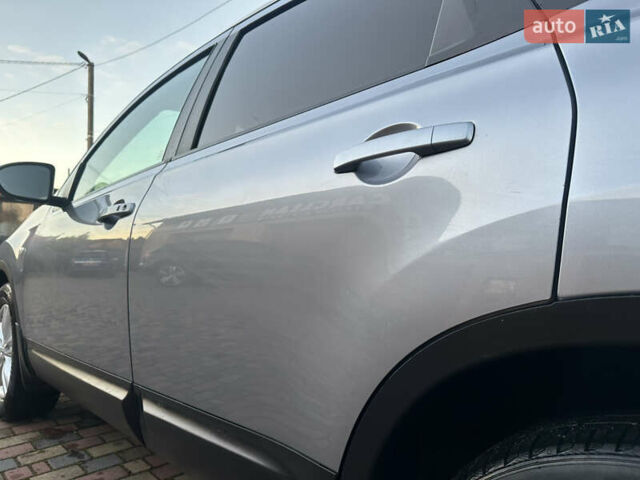 Сірий Ніссан Кашкай 2, об'ємом двигуна 1.6 л та пробігом 220 тис. км за 11550 $, фото 19 на Automoto.ua