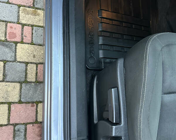 Сірий Ніссан Кашкай 2, об'ємом двигуна 1.6 л та пробігом 220 тис. км за 11550 $, фото 28 на Automoto.ua