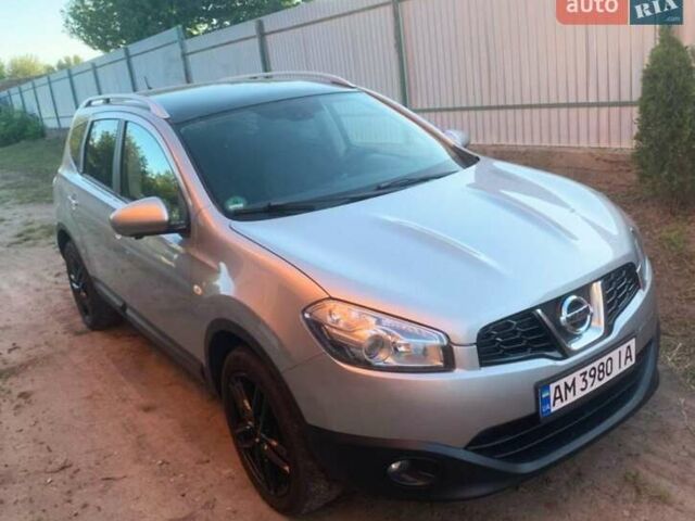 Сірий Ніссан Кашкай 2, об'ємом двигуна 1.6 л та пробігом 268 тис. км за 11950 $, фото 4 на Automoto.ua