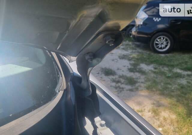 Сірий Ніссан Кашкай 2, об'ємом двигуна 2 л та пробігом 125 тис. км за 12200 $, фото 29 на Automoto.ua