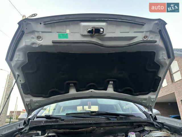 Сірий Ніссан Кашкай 2, об'ємом двигуна 1.6 л та пробігом 220 тис. км за 11550 $, фото 67 на Automoto.ua