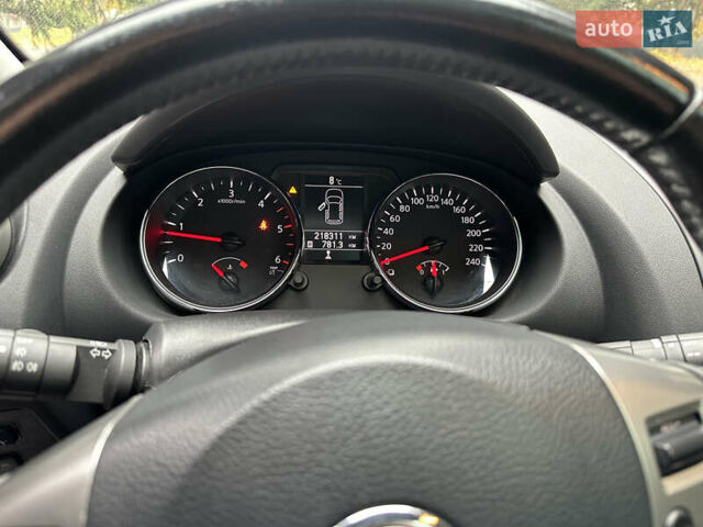 Серый Ниссан Кашкай 2, объемом двигателя 2 л и пробегом 218 тыс. км за 12400 $, фото 53 на Automoto.ua