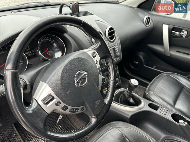 Сірий Ніссан Кашкай 2, об'ємом двигуна 1.6 л та пробігом 188 тис. км за 12100 $, фото 19 на Automoto.ua
