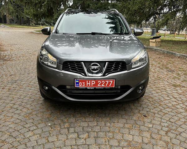 Серый Ниссан Кашкай 2, объемом двигателя 2 л и пробегом 218 тыс. км за 12400 $, фото 15 на Automoto.ua