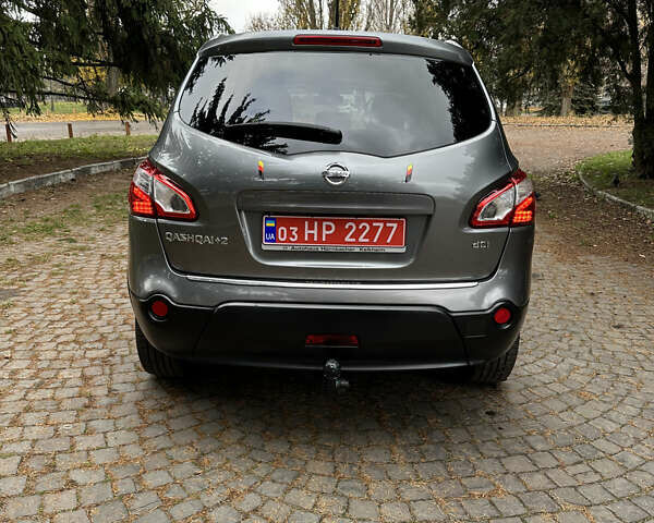 Серый Ниссан Кашкай 2, объемом двигателя 2 л и пробегом 218 тыс. км за 12400 $, фото 18 на Automoto.ua