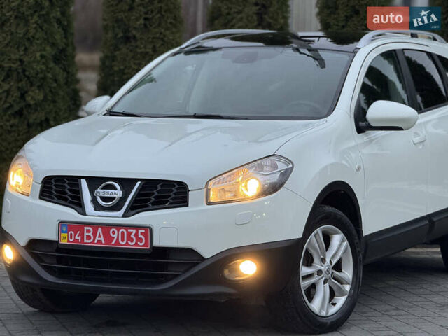 Серый Ниссан Кашкай 2, объемом двигателя 1.6 л и пробегом 239 тыс. км за 9199 $, фото 3 на Automoto.ua