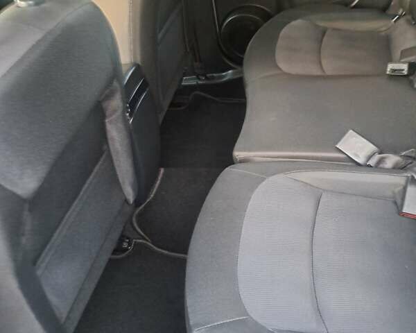 Серый Ниссан Кашкай 2, объемом двигателя 2 л и пробегом 177 тыс. км за 12500 $, фото 10 на Automoto.ua