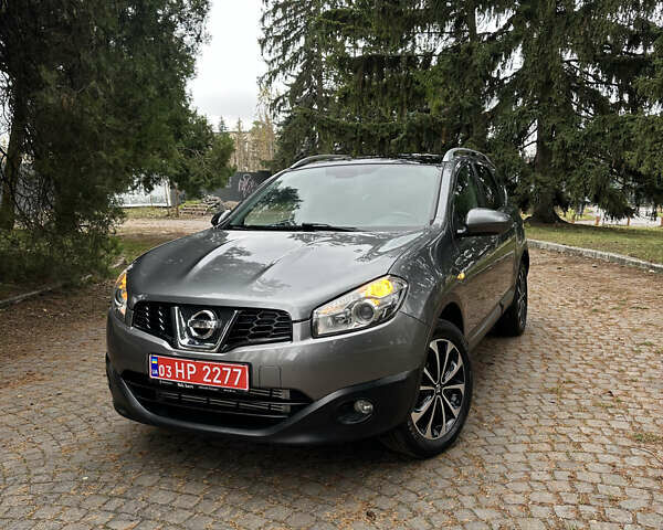 Серый Ниссан Кашкай 2, объемом двигателя 2 л и пробегом 218 тыс. км за 12400 $, фото 4 на Automoto.ua